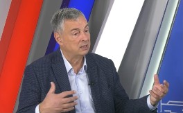 ŠOŠKIĆ BI DA DRŽI LEKCIJE Za vreme njegovog mandata Srbija doživela sunovrat!